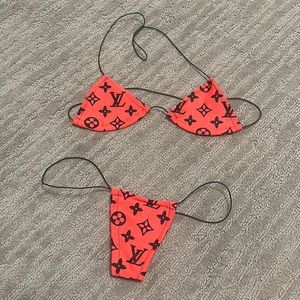 Exotic Dance Microkini